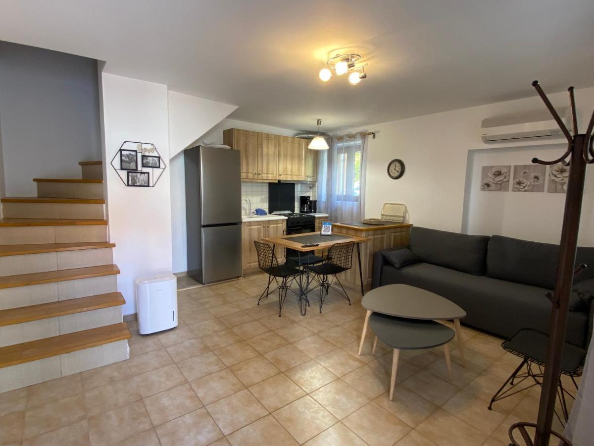 Romantic Maisonette In The Heart Of Pythagoreio Rh Door Екстериор снимка