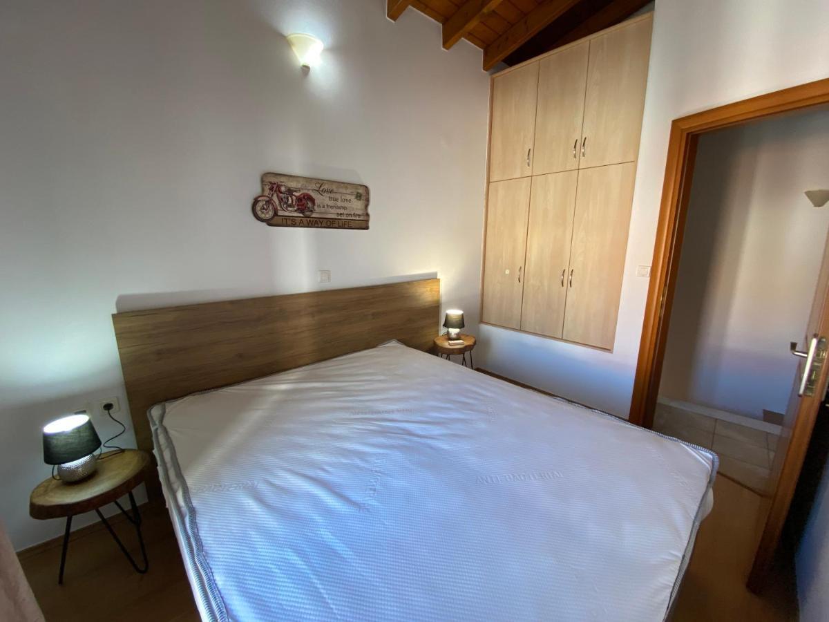 Romantic Maisonette In The Heart Of Pythagoreio Rh Door Екстериор снимка