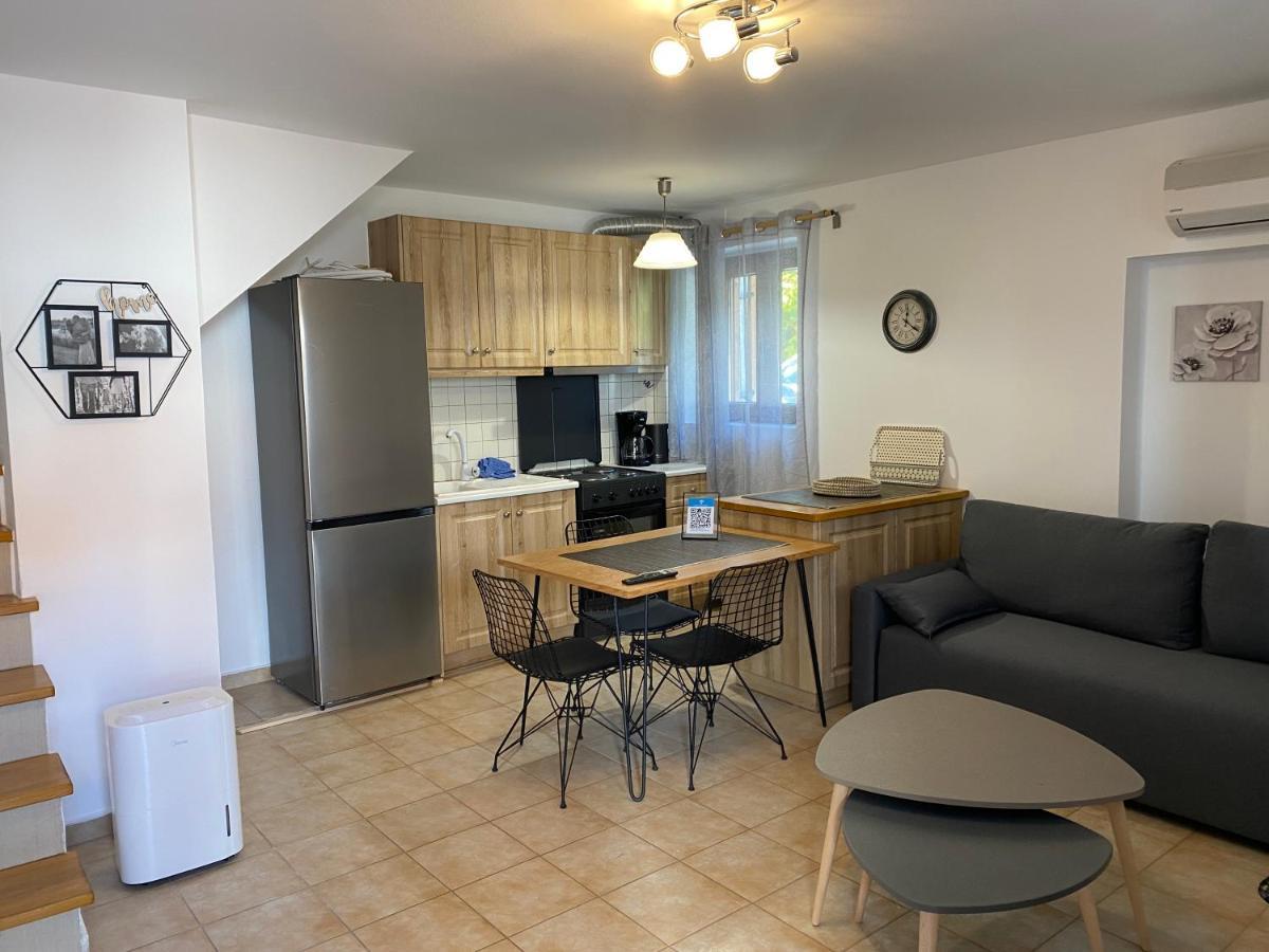 Romantic Maisonette In The Heart Of Pythagoreio Rh Door Екстериор снимка